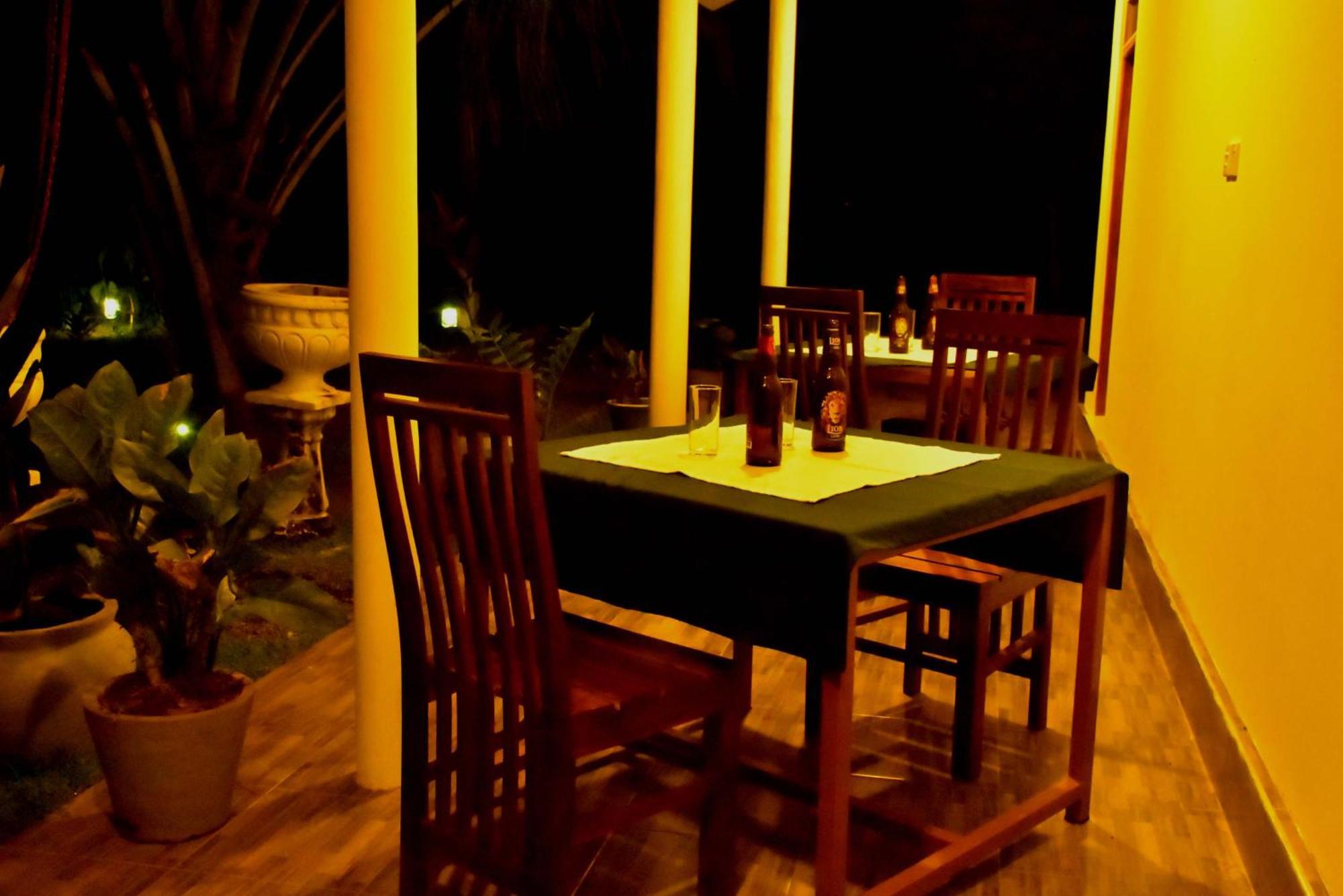 Lake Forest Lodge Udawalawe Exterior foto